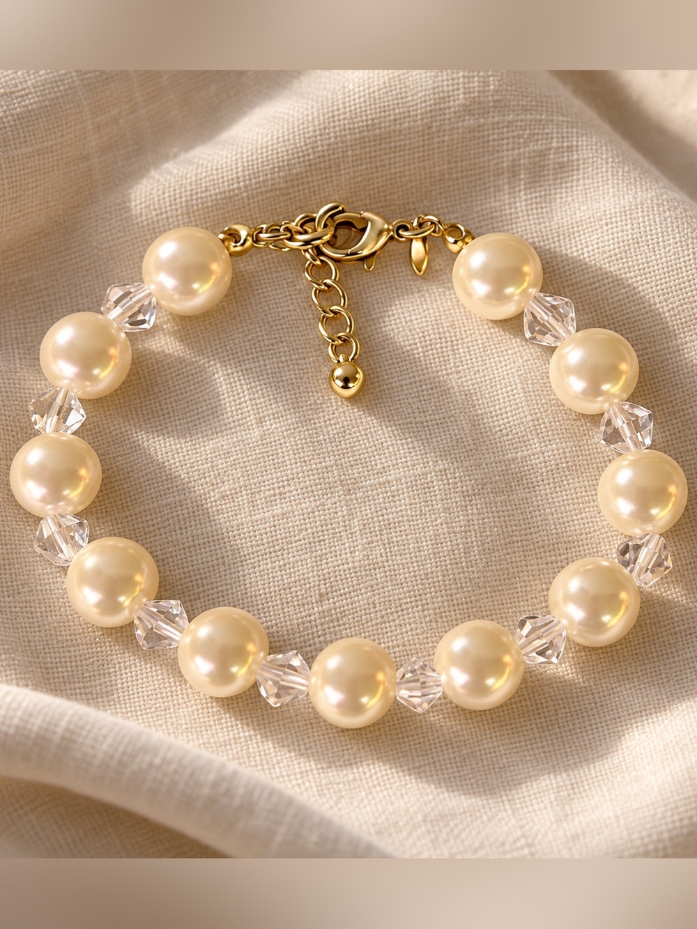 Vintage SAQ Faux Pearl & Crystal Bead Bracelet Gold Tone Adjustable